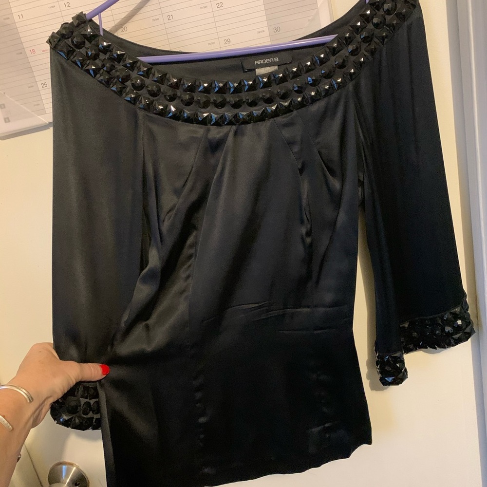 Arden B. Black satin top